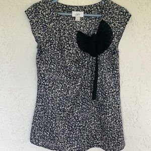 Loft Black/White Top